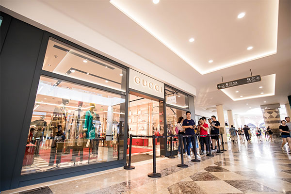 Shenyang Bailian Shopping Center Inside 1