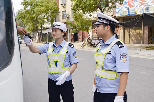 Traffic Police Detachment of Jining Public Security Bureau Security Patrol