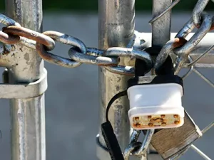 chain padlock